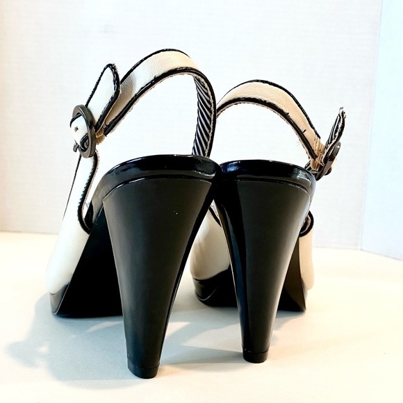 NWOT — Anne Klein Black & Cream 4 inch heels  size 8M - Picture 11 of 15